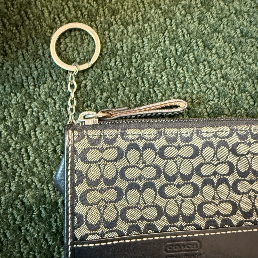 Coach Black Gray Signature wallet Jacquard Card ID Holder Key Chain host pick - Picture 15 of 15